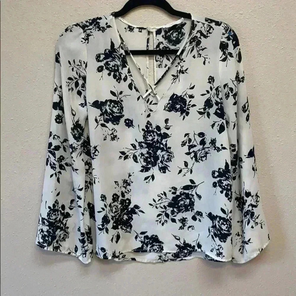 Lush Tops - LUSH Women’s Long Sleeved Blouse